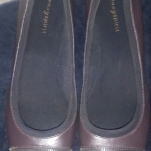 Womens dress shoe